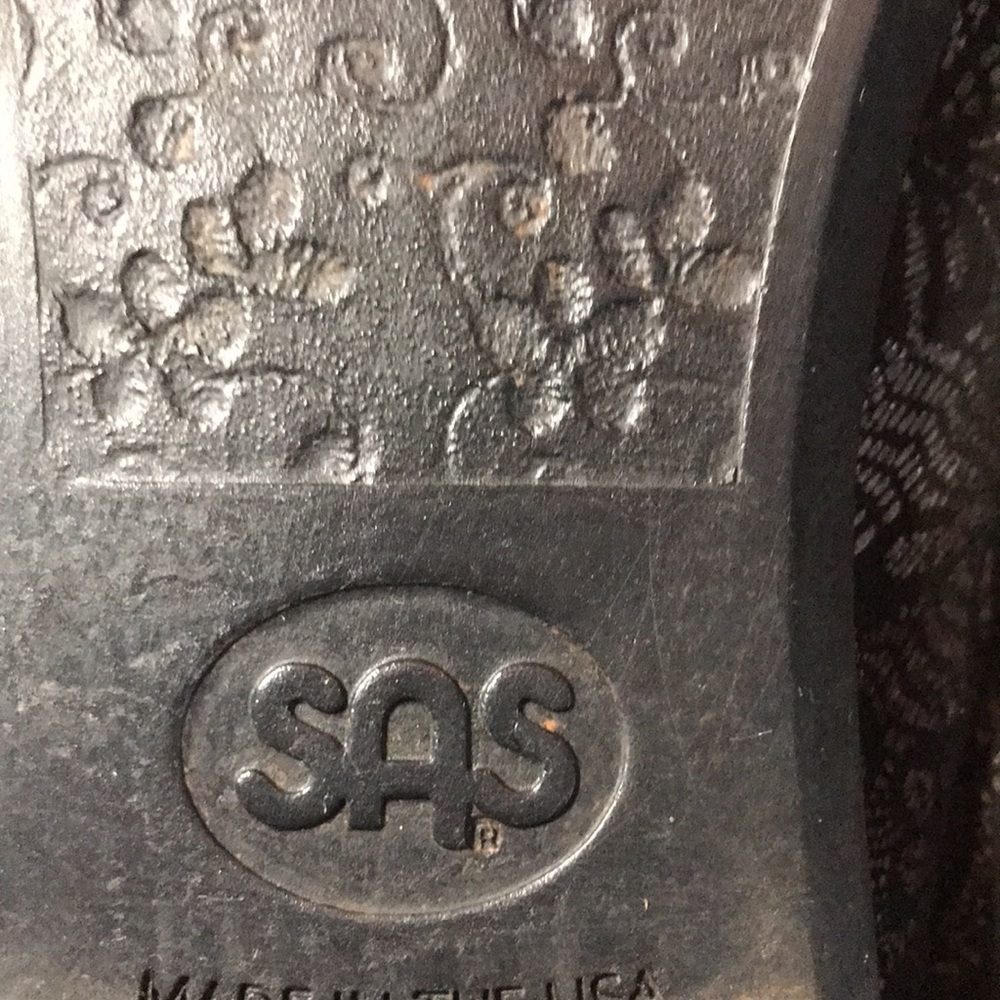 Beautiful stamped leather SAS flat size 10M - Picture 6 of 8